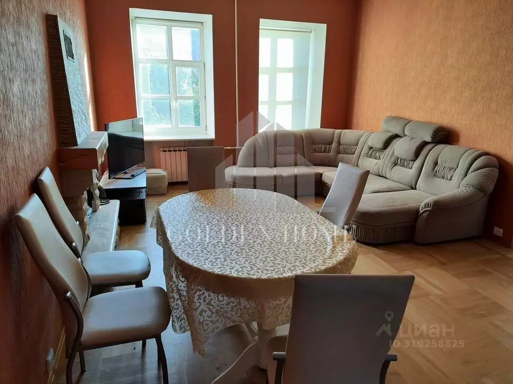 3-к кв. Санкт-Петербург 9-я Васильевского острова линия, 70 (83.0 м) - Фото 0