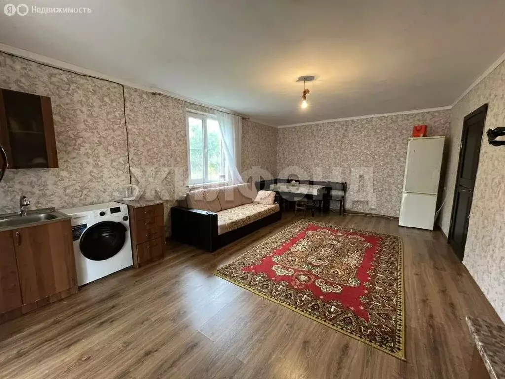 Дом в посёлок Крутоярский, Короткая улица (31 м) - Фото 1