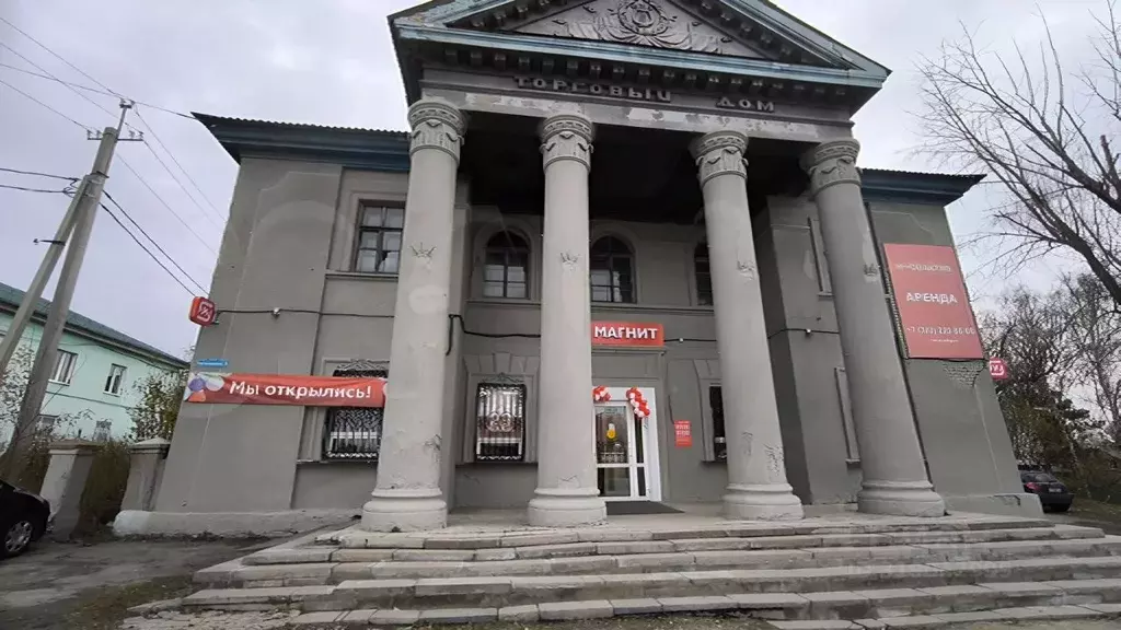 Торговая площадь в Кемеровская область, Ленинск-Кузнецкий ул. ... - Фото 0