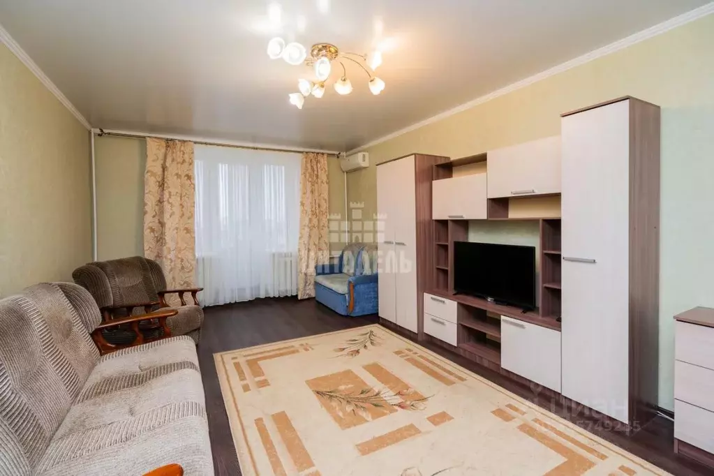 2-к кв. Воронежская область, Воронеж просп. Революции, 9а (89.2 м) - Фото 1