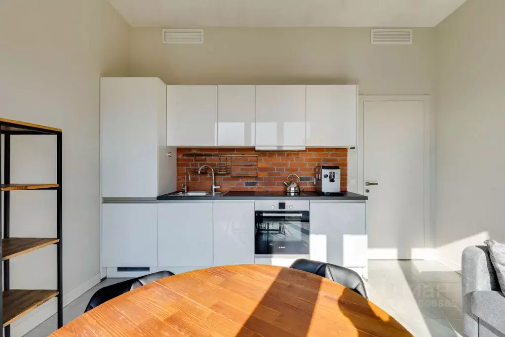 2-к кв. Санкт-Петербург наб. Макарова, 60 (52.7 м) - Фото 2