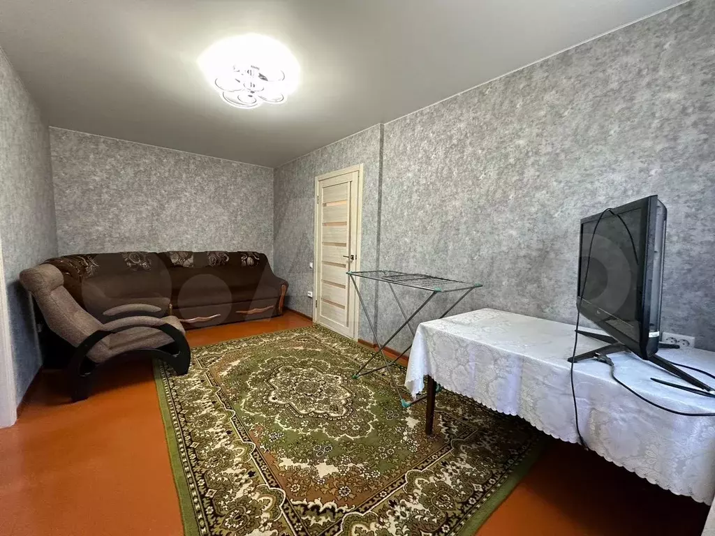 2-к. квартира, 42 м, 1/2 эт. - Фото 0