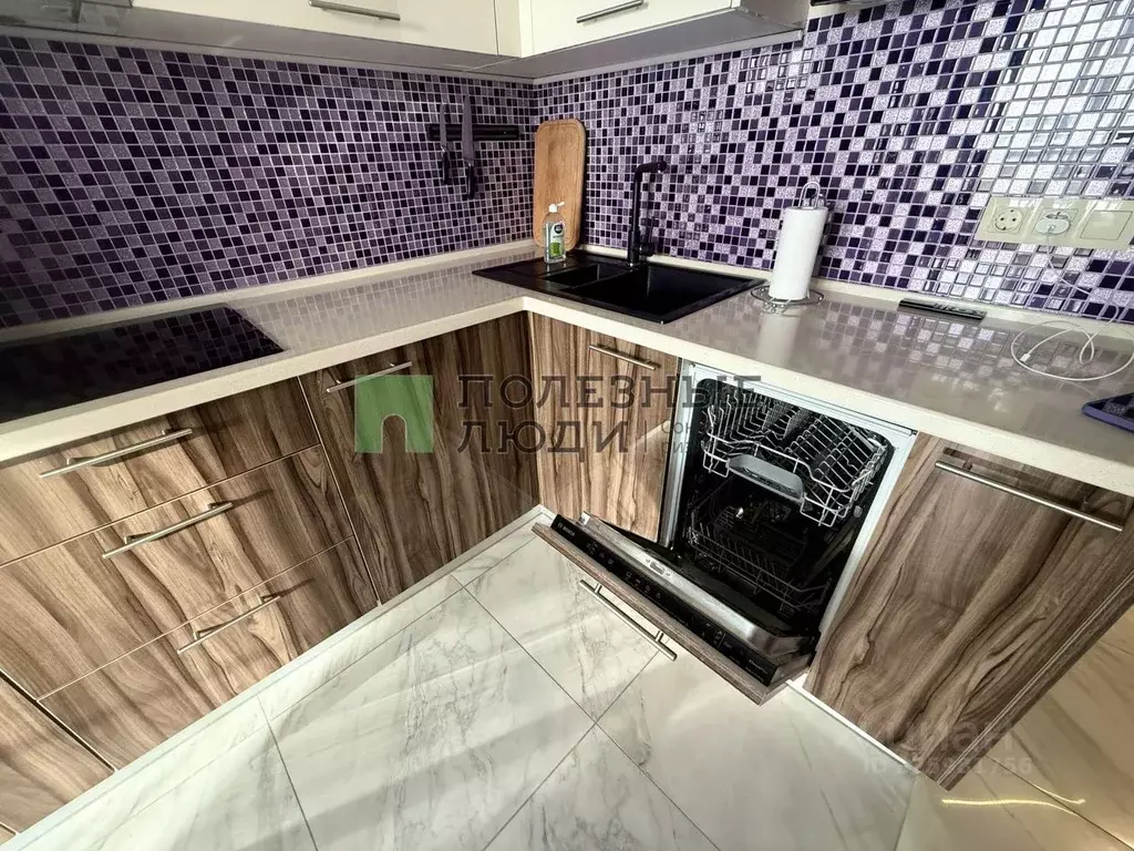 2-к кв. Хабаровский край, Хабаровск ул. Шеронова, 4к1 (61.2 м) - Фото 2