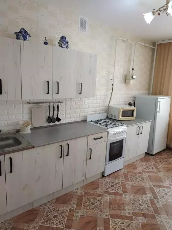 1-к кв. Башкортостан, Уфа Высотная ул., 12 (45.0 м) - Фото 1