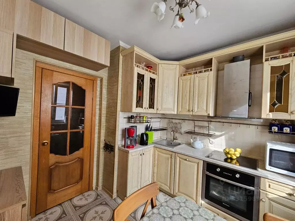3-к кв. Москва Строгинский бул., 17К1 (64.0 м) - Фото 2