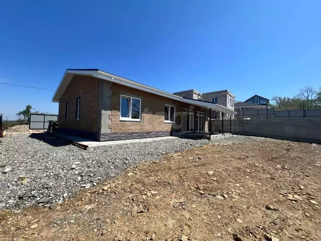 Дом в Приморский край, Артем ул. Герцена, 88 (144 м) - Фото 1