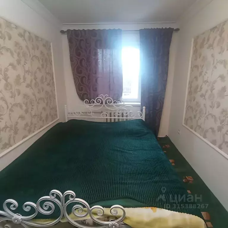 2-к кв. Чеченская республика, Грозный ул. У.А. Садаева, 8 (50.0 м) - Фото 0