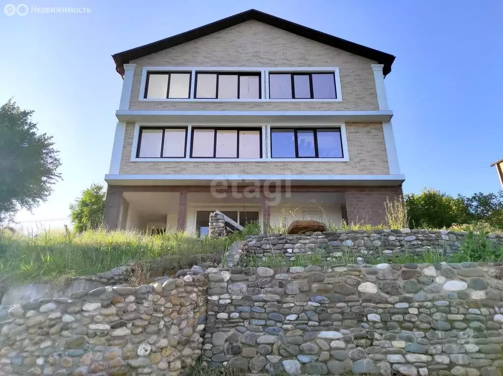 Дом в село Нижняя Шиловка, Светогорская улица (285 м) - Фото 1