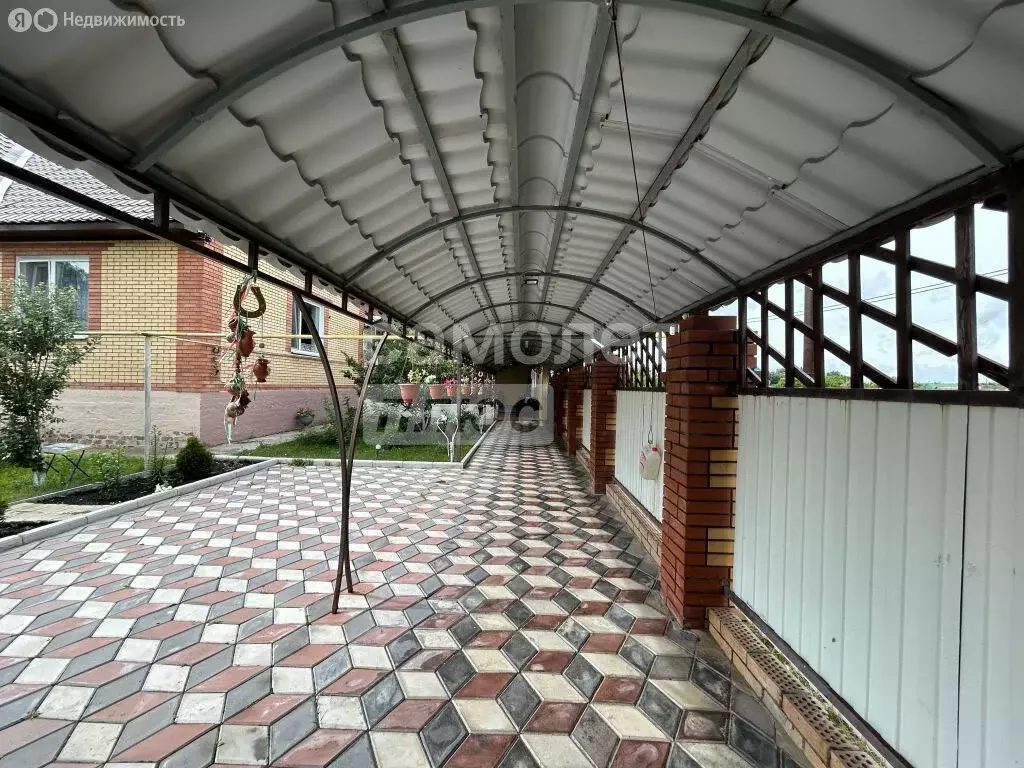 Дом в село Новая Малыкла, улица Труда, 53Д (264.5 м) - Фото 2