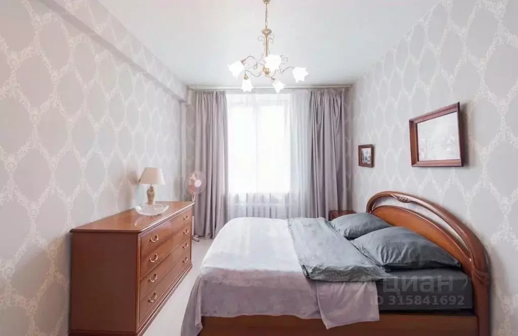 2-к кв. Татарстан, Казань ул. Восстания, 49 (50.0 м) - Фото 1