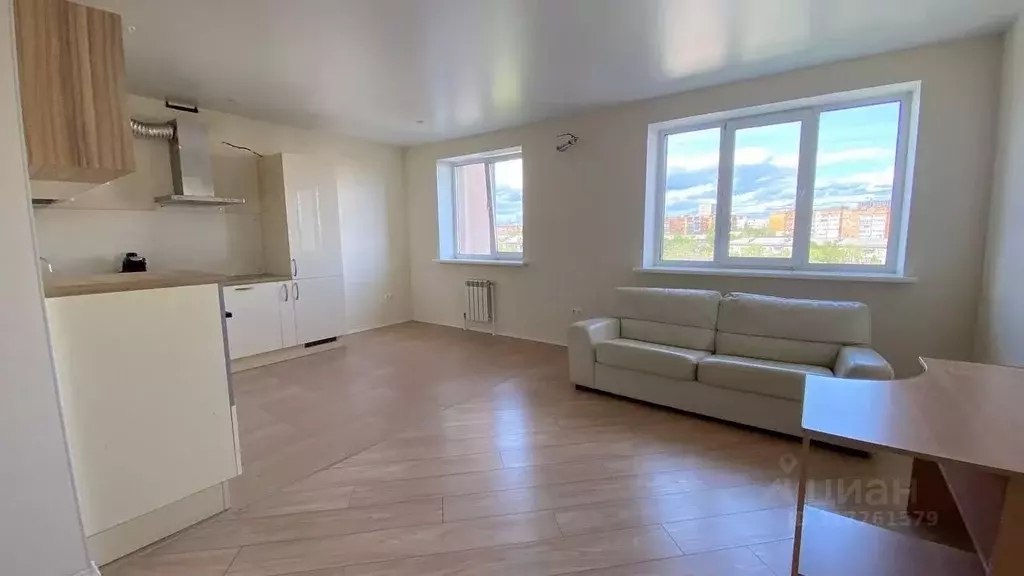 3-к кв. Самарская область, Самара просп. Карла Маркса, 4Б (82.4 м) - Фото 2