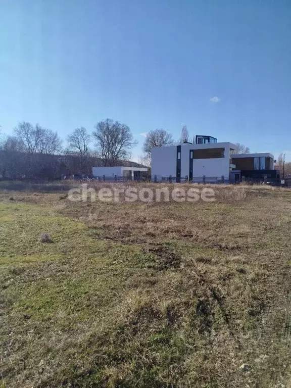 Участок в Севастополь пос. Любимовка, ул. Софьи Перовской (26.0 сот.) - Фото 2