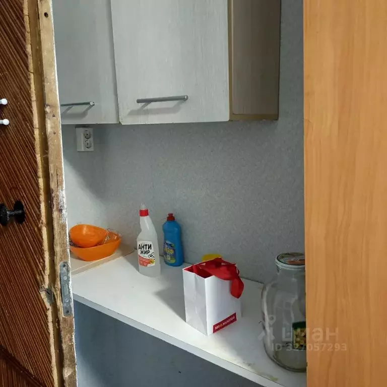 Комната Пермский край, Пермь Закамская ул., 83 - Фото 2