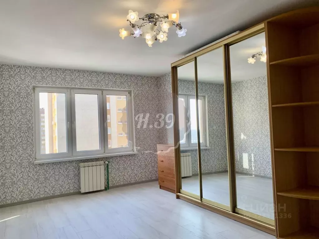 3-к кв. Калининградская область, Калининград Сельма мкр, ул. Юрия ... - Фото 1