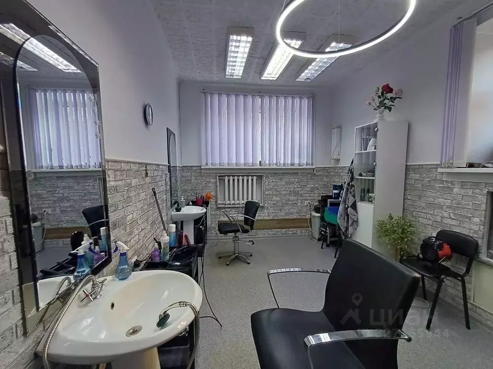 Помещение свободного назначения в Красноярский край, Красноярск ул. ... - Фото 2