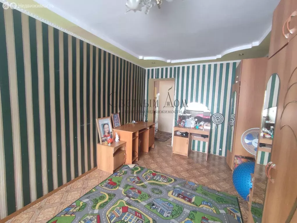 2-комнатная квартира: Чернушка, Юбилейная улица, 16 (48 м) - Фото 0
