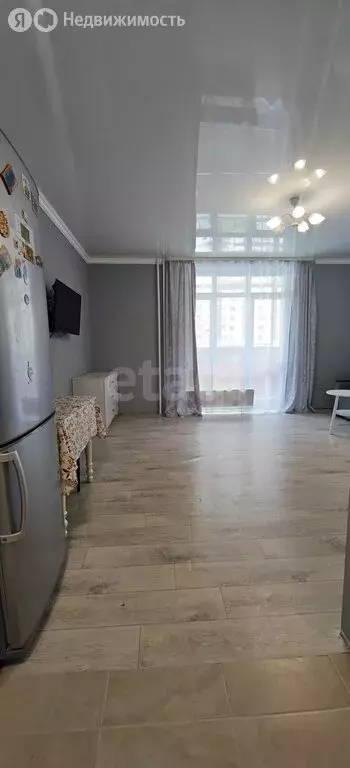 Квартира-студия: Тюмень, улица Тимофея Чаркова, 79к1 (32.2 м) - Фото 2