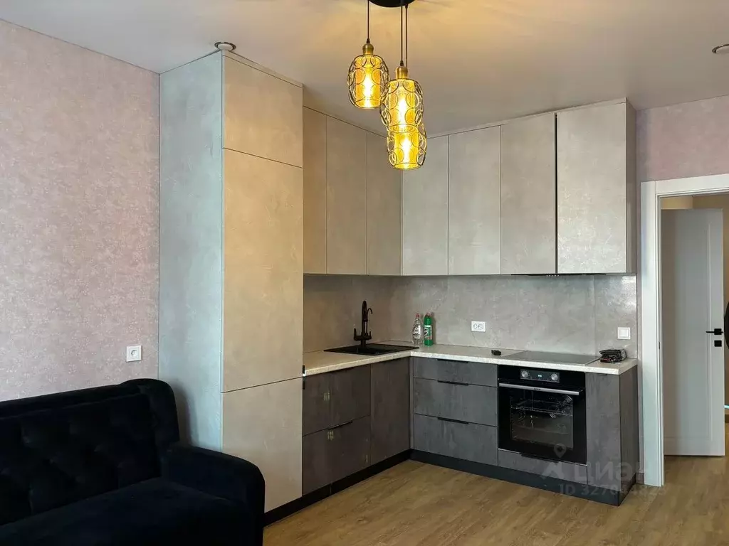 3-к кв. Хакасия, Абакан ул. Стофато, 5Г (85.0 м) - Фото 1