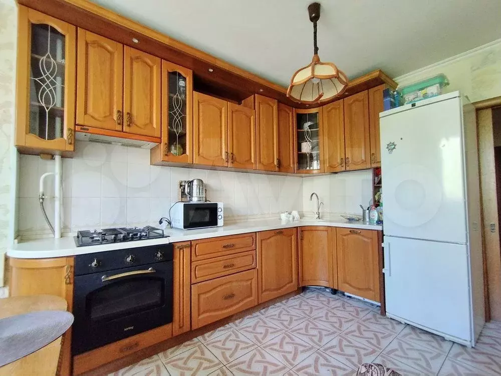 2-к. квартира, 61 м, 3/9 эт. - Фото 0