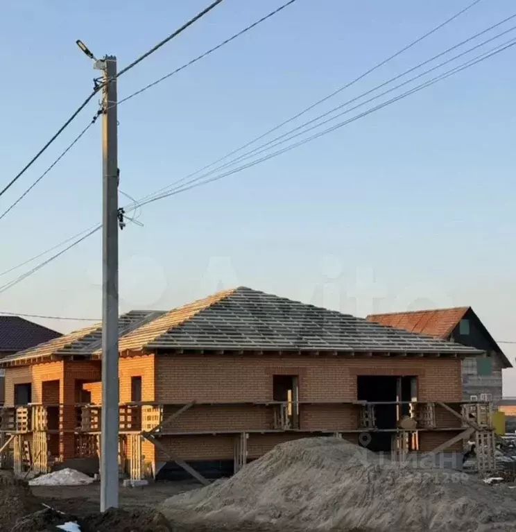 Дом в Омская область, Омский район, с. Троицкое ул. Отрадная, 66 (130 ... - Фото 1