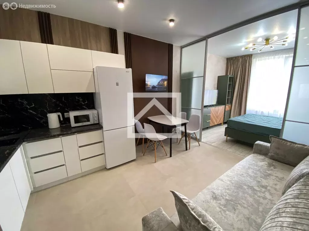 Квартира-студия: Ялта, улица Блюхера, 19 (31.8 м) - Фото 1