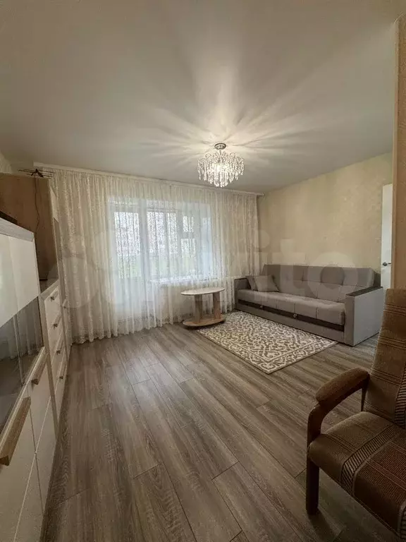 1-к. квартира, 40 м, 1/5 эт. - Фото 1