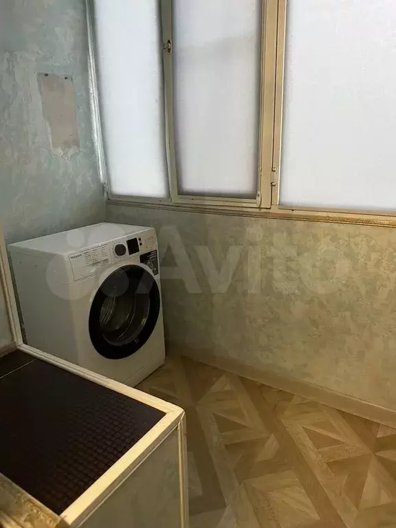 2-к. квартира, 54 м, 1/10 эт. - Фото 0