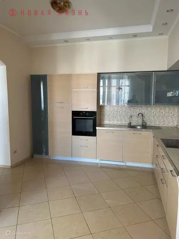 Продаётся 3-к квартира, 140 м - Фото 1