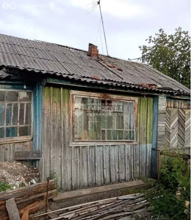 Дом в Кемеровская область, посёлок городского типа Крапивинский (31 м) - Фото 1