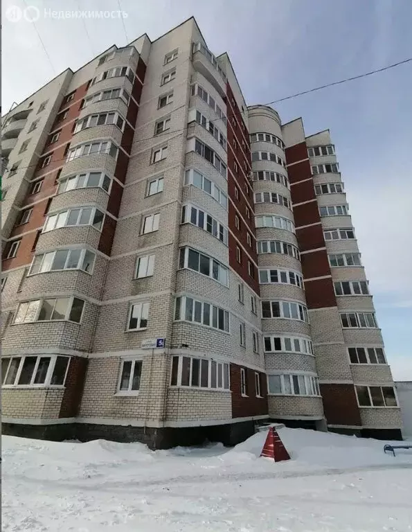 1-комнатная квартира: Первоуральск, Береговая улица, 5Б (38 м) - Фото 1