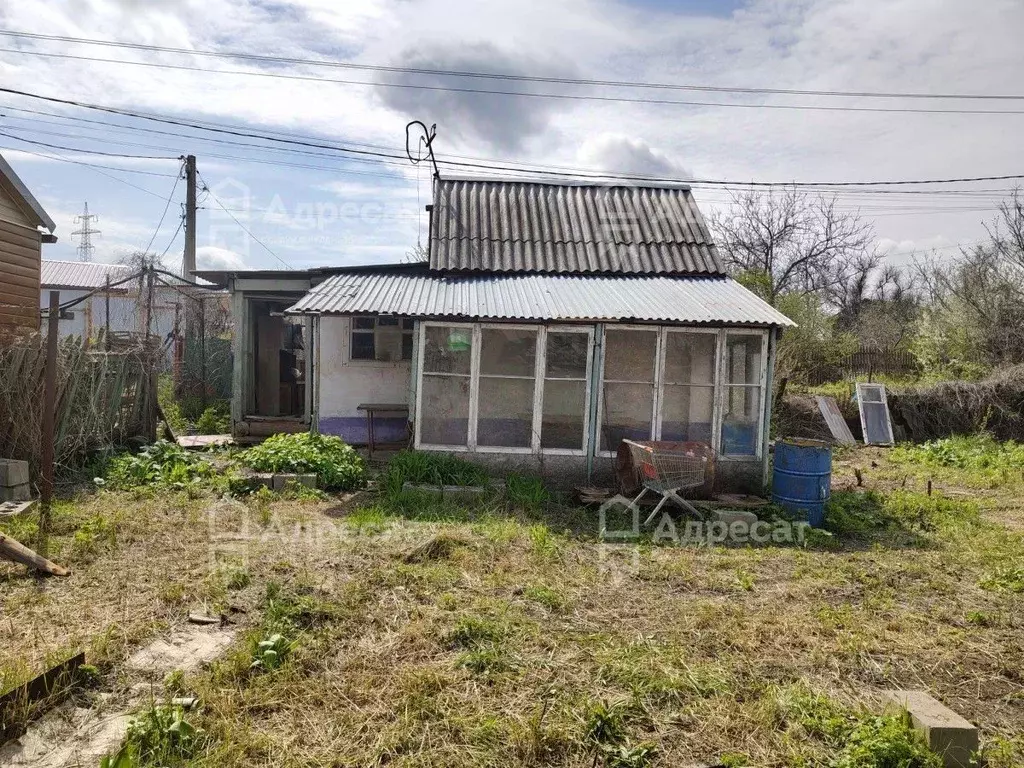 Дом в Волгоградская область, Волгоград ул. Джамбула Джабаева (25 м) - Фото 1