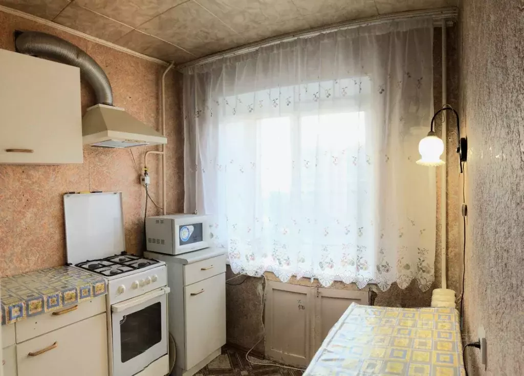 2-к кв. Челябинская область, Челябинск Новороссийская ул., 49 (48.0 м) - Фото 1