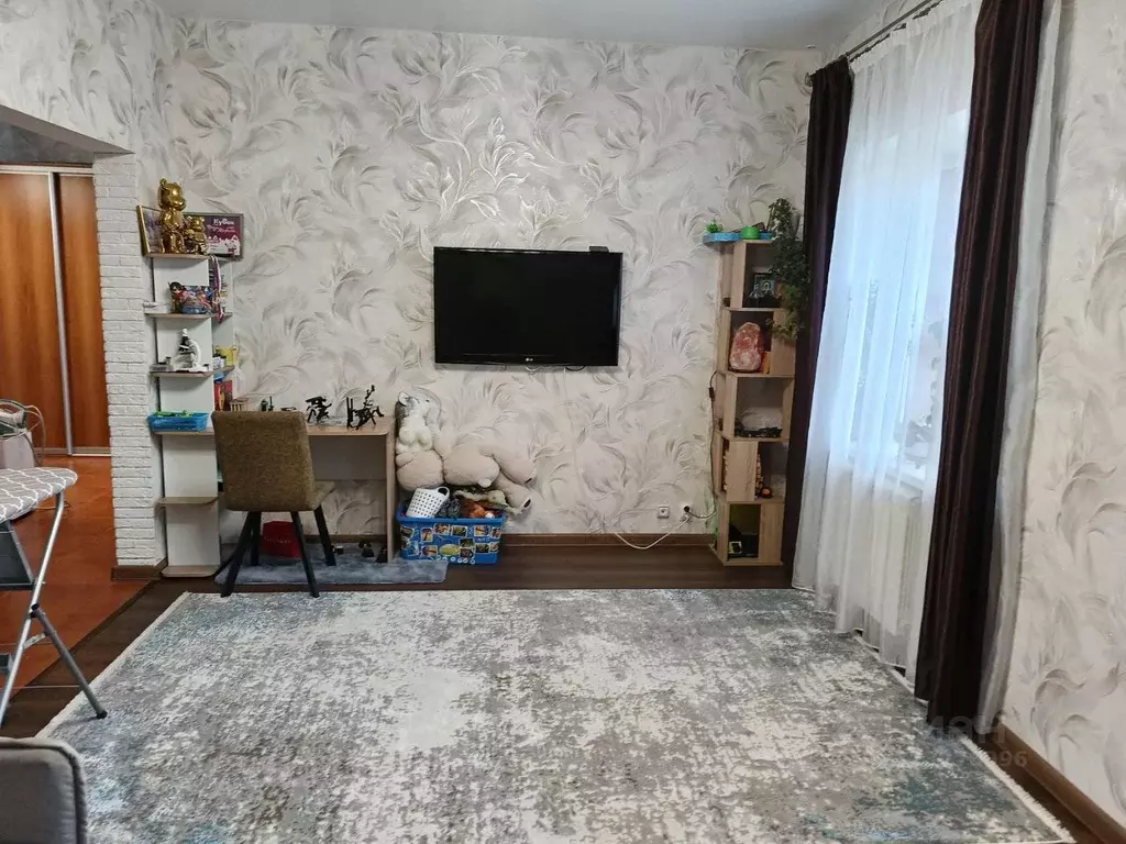 1-к кв. Свердловская область, Екатеринбург ул. Барвинка, 16 (42.0 м) - Фото 0