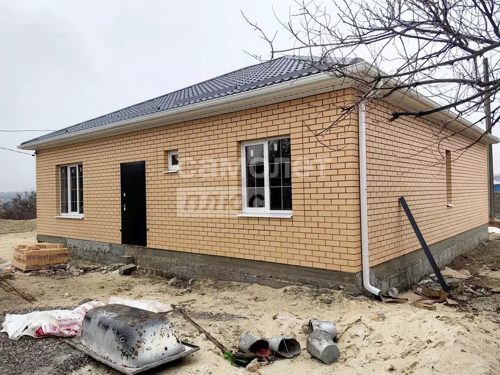 Дом в Калмыкия, Элиста 6-й мкр, 15Б (120 м) - Фото 1