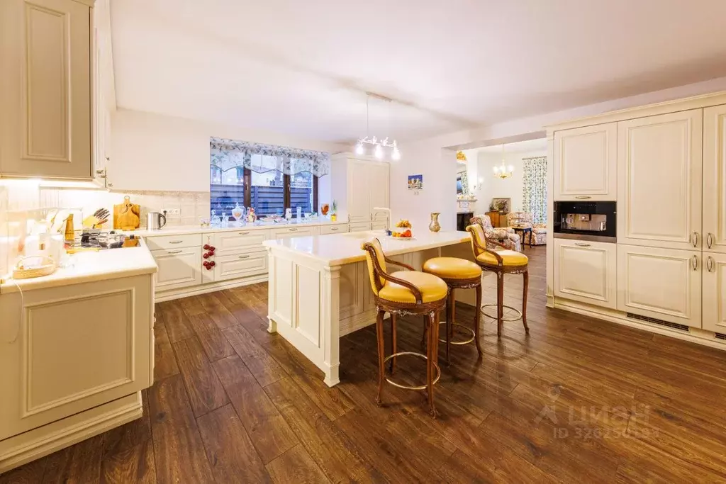 Дом в Московская область, Красногорск городской округ, с. ... - Фото 2