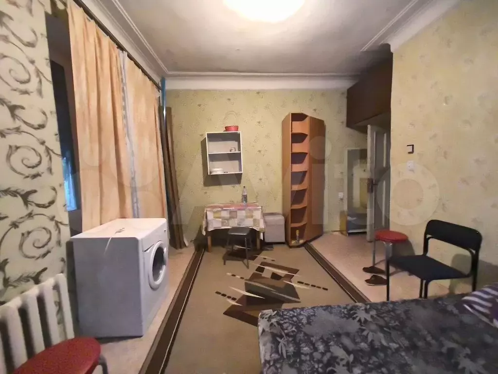 Комната 16 м в 3-к., 2/2 эт. - Фото 1