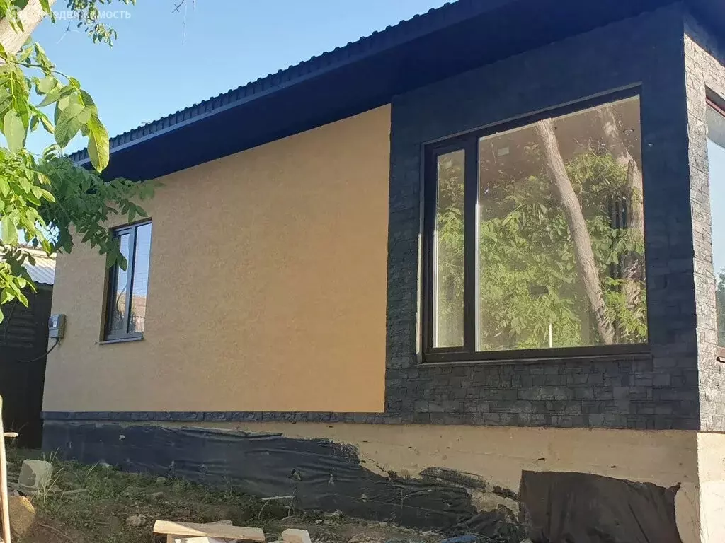 Дом в Симферополь, 25-я улица Коллективных Садов, 111 (100 м) - Фото 2