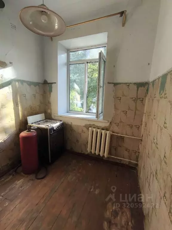 2-к кв. Крым, Керчь ул. Казакова, 39 (38.9 м) - Фото 0