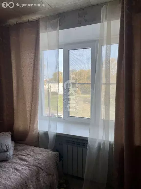 1к в 18-комнатной квартире (18.1 м) - Фото 0