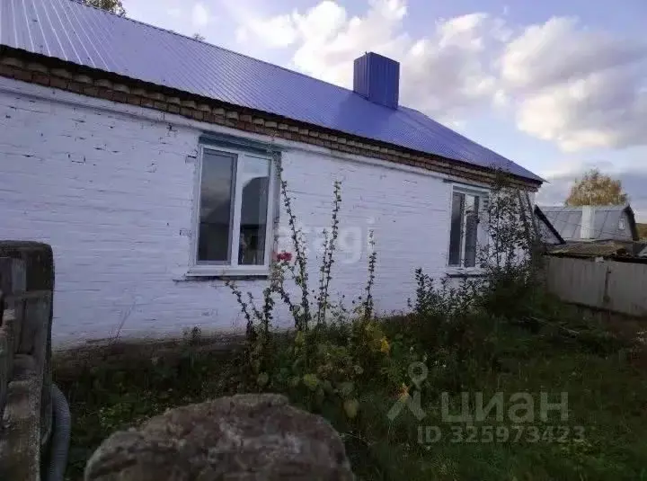 Дом в Башкортостан, Стерлитамакский район, Подлесненский сельсовет, с. ... - Фото 2