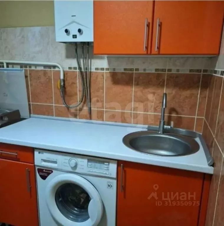 2-к кв. Ростовская область, Новочеркасск ул. Бакунина, 91Б (45.4 м) - Фото 1