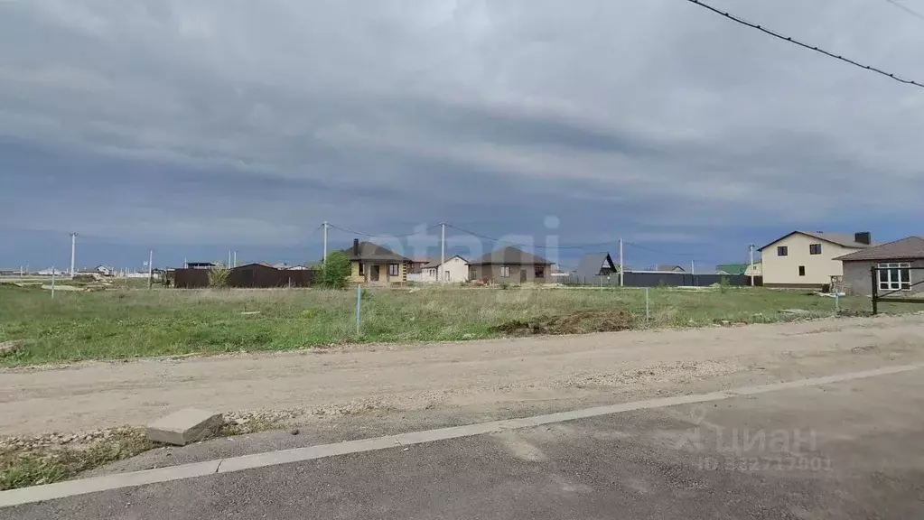 Участок в Саратовская область, Энгельсский район, Красноярское ... - Фото 2