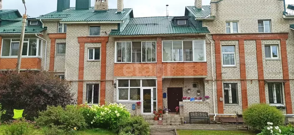 Таунхаус 240м на участке 2сот. - Фото 0
