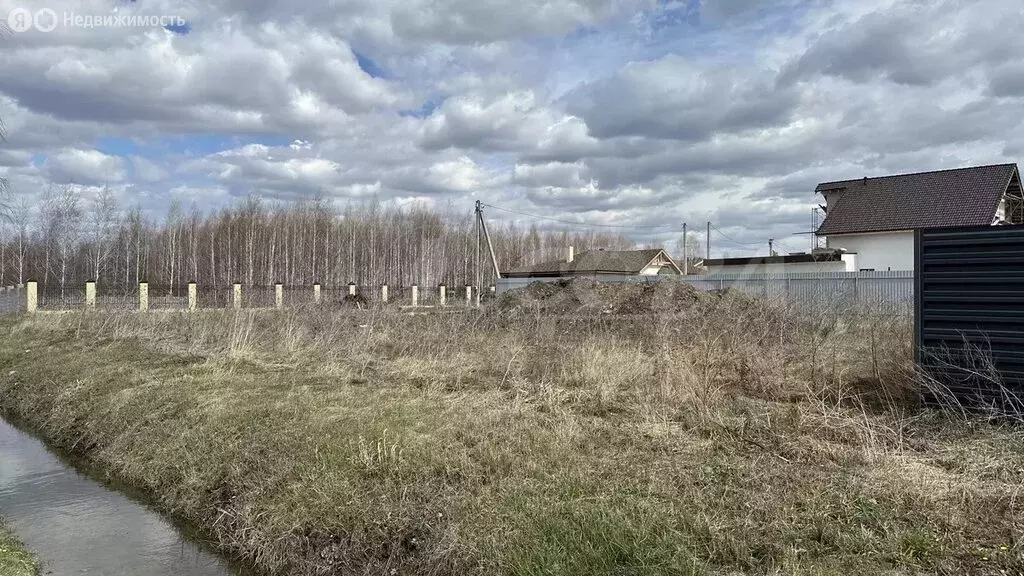 Участок в Тюмень, жилой квартал Зелёные Аллеи (6.5 м) - Фото 1