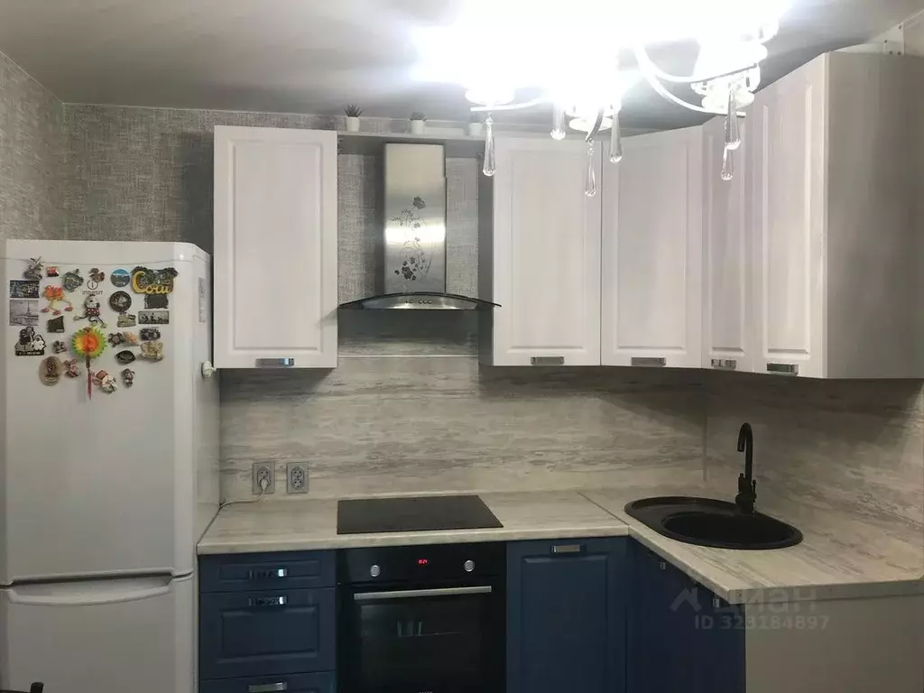 2-к кв. Свердловская область, Верхняя Пышма ул. Машиностроителей, 21 ... - Фото 1