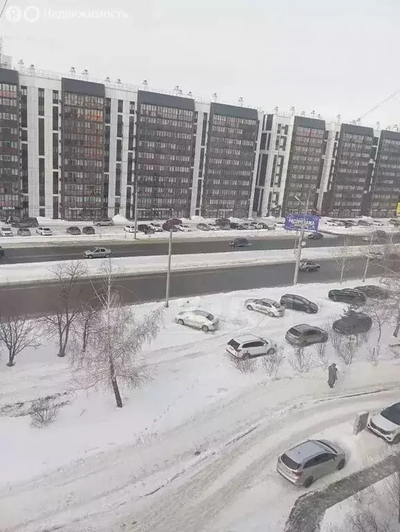 3-комнатная квартира: Курган, жилой район Заозёрный, 5-й микрорайон, ... - Фото 1