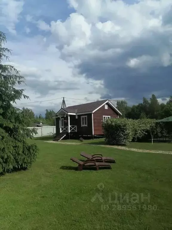 Дом в Новгородская область, Валдайский район, Рощинское с/пос, д. ... - Фото 0