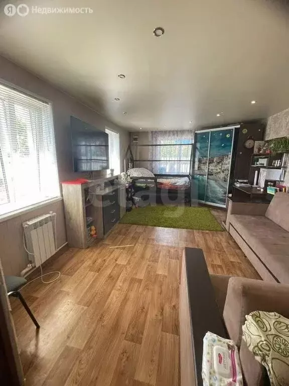 Дом в посёлок городского типа Вахруши, Базарная улица (60 м) - Фото 1