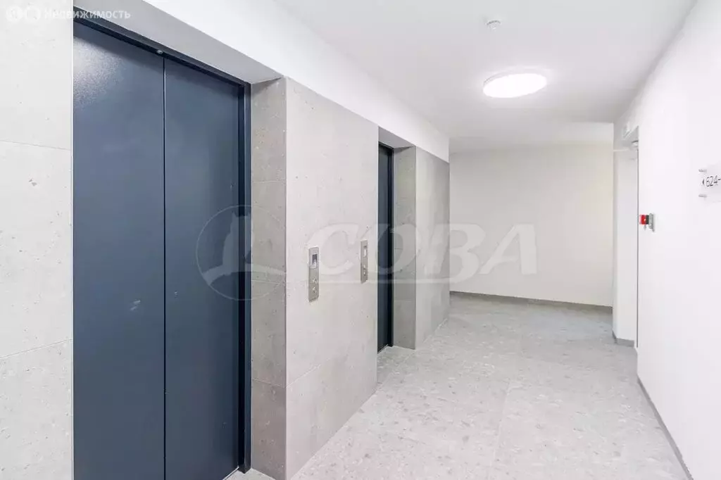 Квартира-студия: Тюмень, улица Эльвиры Федоровой, 1с1 (33 м) - Фото 2