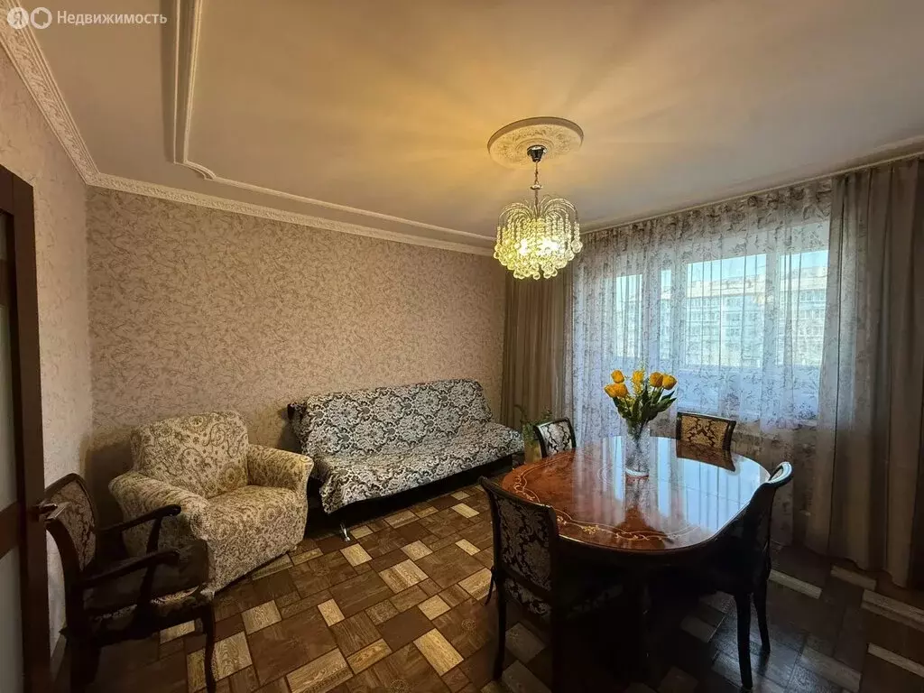 3-комнатная квартира: Чита, улица Забайкальского Рабочего, 34 (67.5 м) - Фото 1